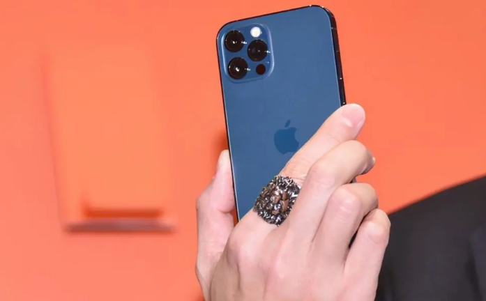 华蓥苹果手机维修分享iPhone12系列重启方法教程 